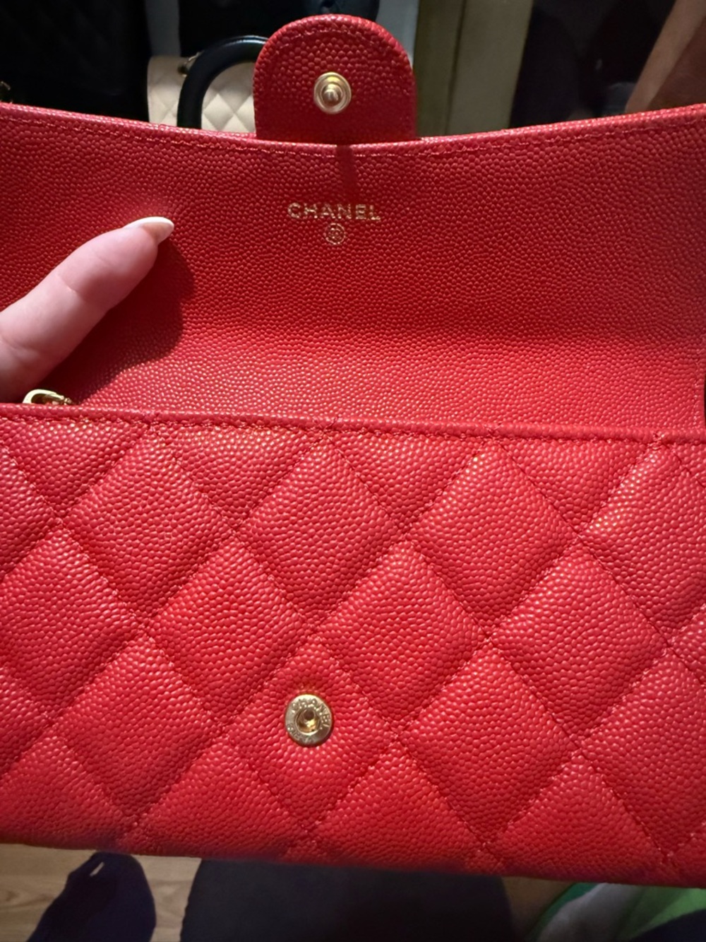 CHANEL Red Quilted Caviar Leather Wallet with Gold CC - Picture 8 of 8